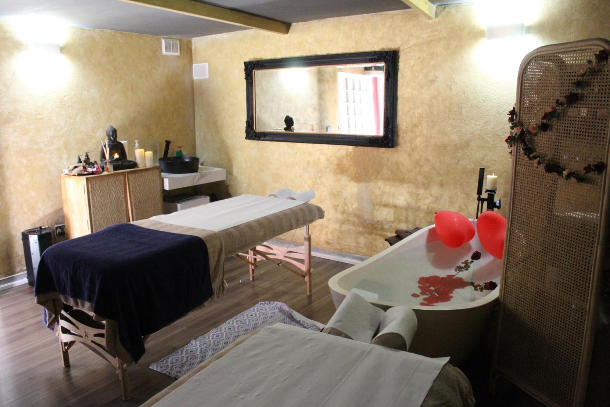 The Red Farm Relais & Spa Iklin Exterior photo